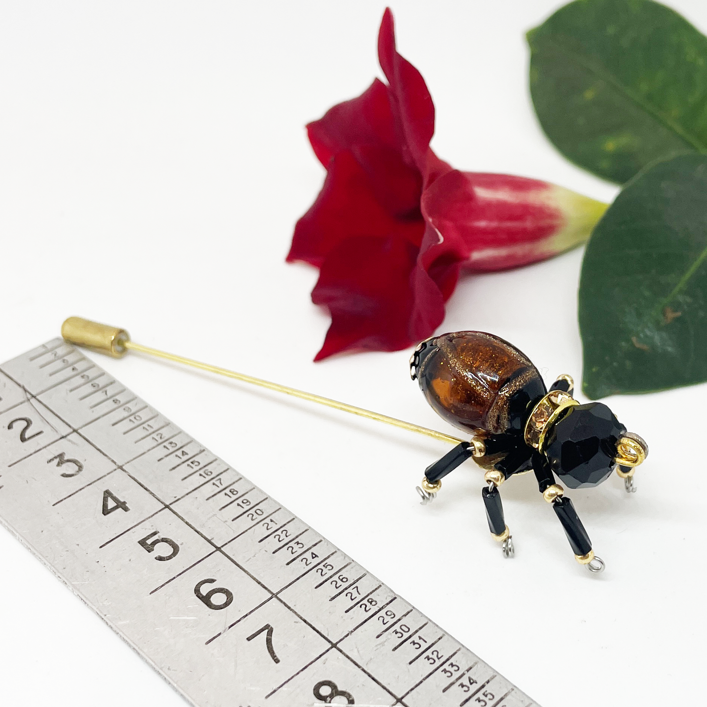 Pin - Brown Ant